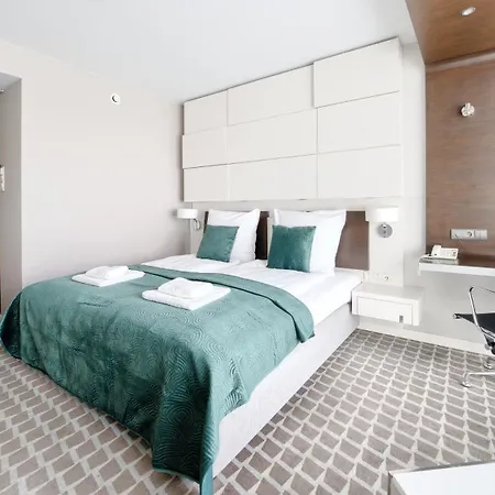 Marine, Sun & Snow * Kolobrzeg